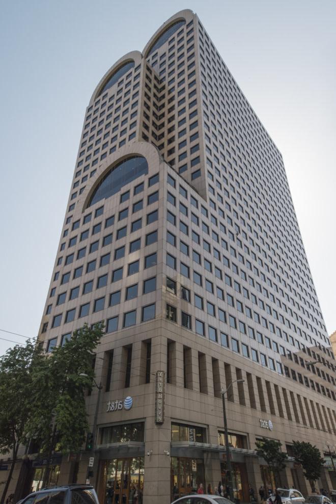 世纪广场, a modern office tower with domed tops