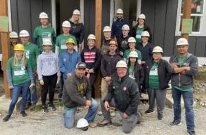 Seattle Team Helping Habitat for Humanity during All Hands Day